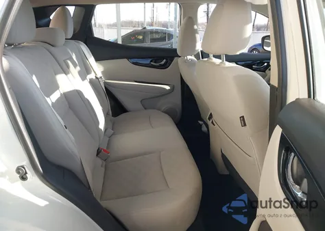 2018 Nissan Rogue Sport Sv z USA, uszkodzony, nr VIN JN1BJ1CR2JW202796